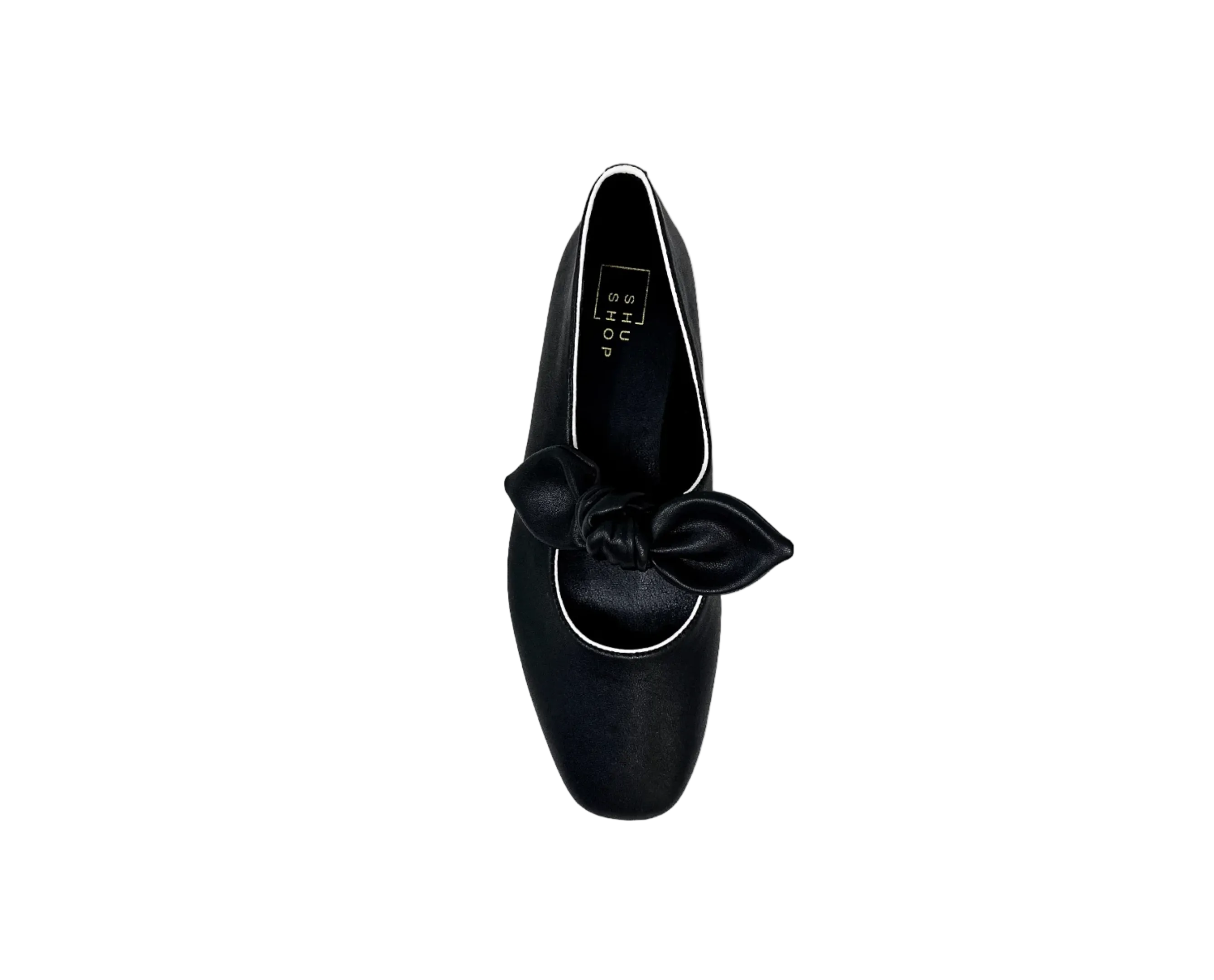 April Flat in Black