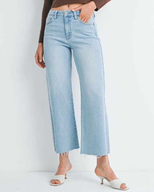 Light Slim Wide Leg Jeans