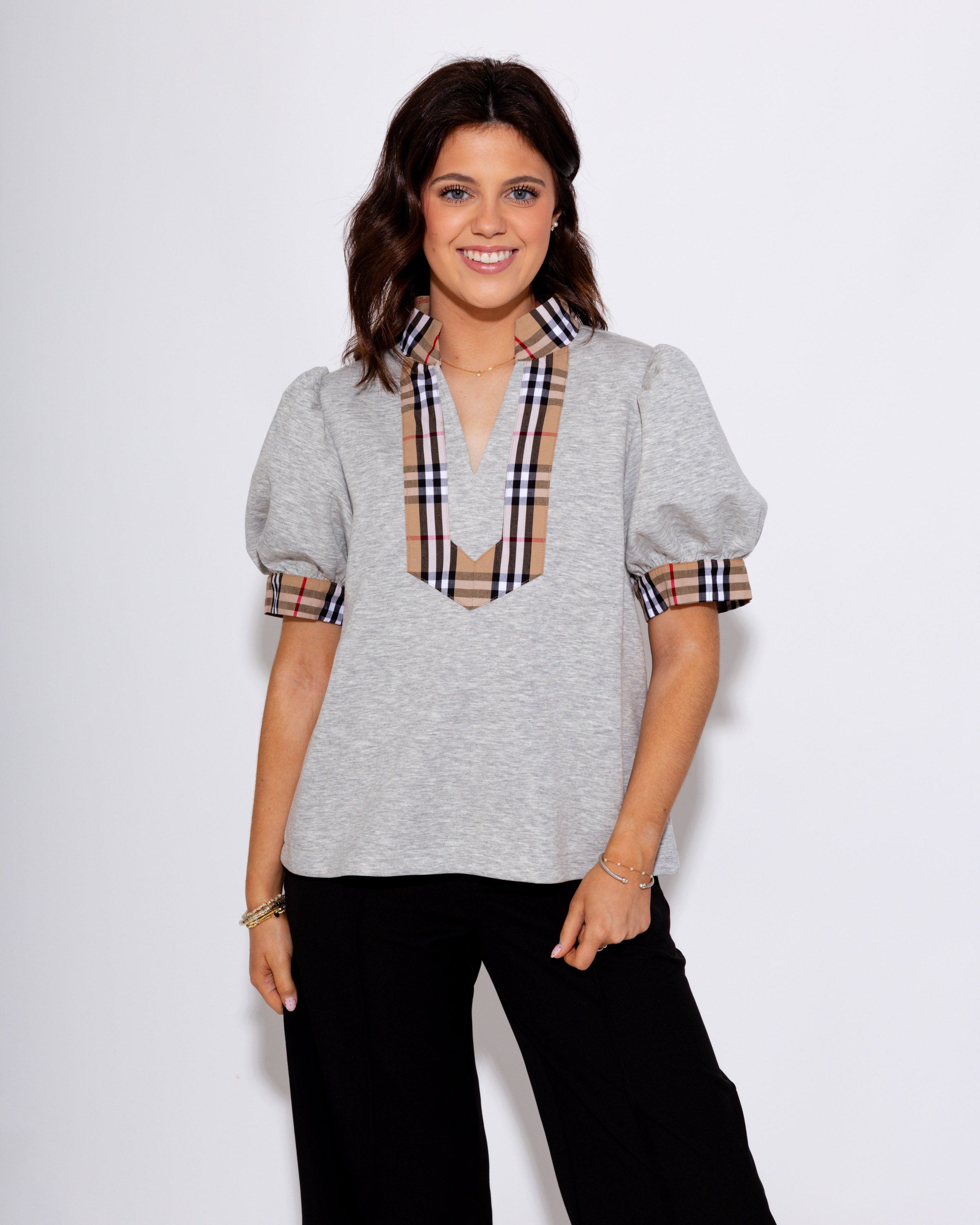 Plaid Contrast Puff Sleeves Top
