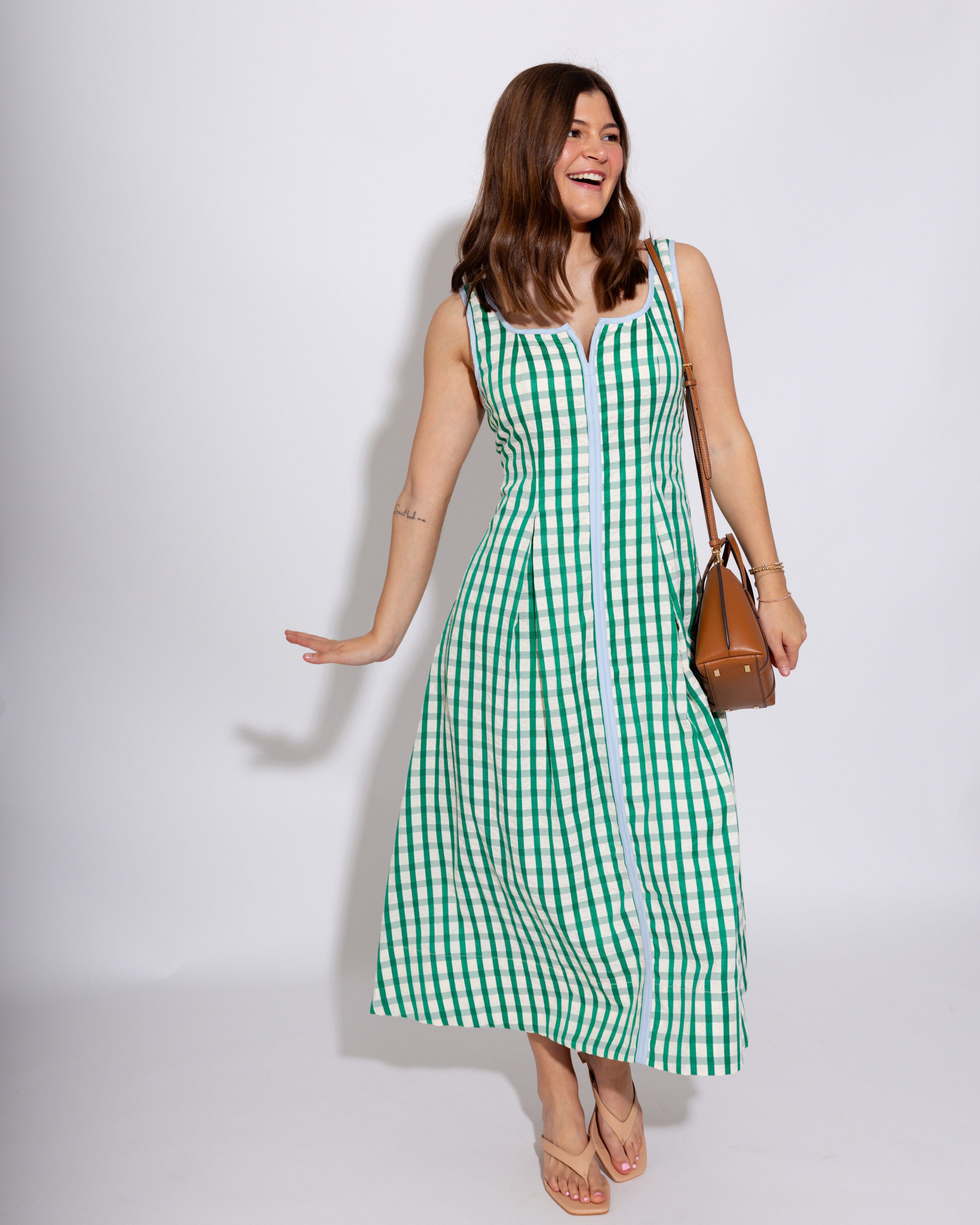 gingham green dress The Midi Small Designed with a button Green & White Gingham V-Neck