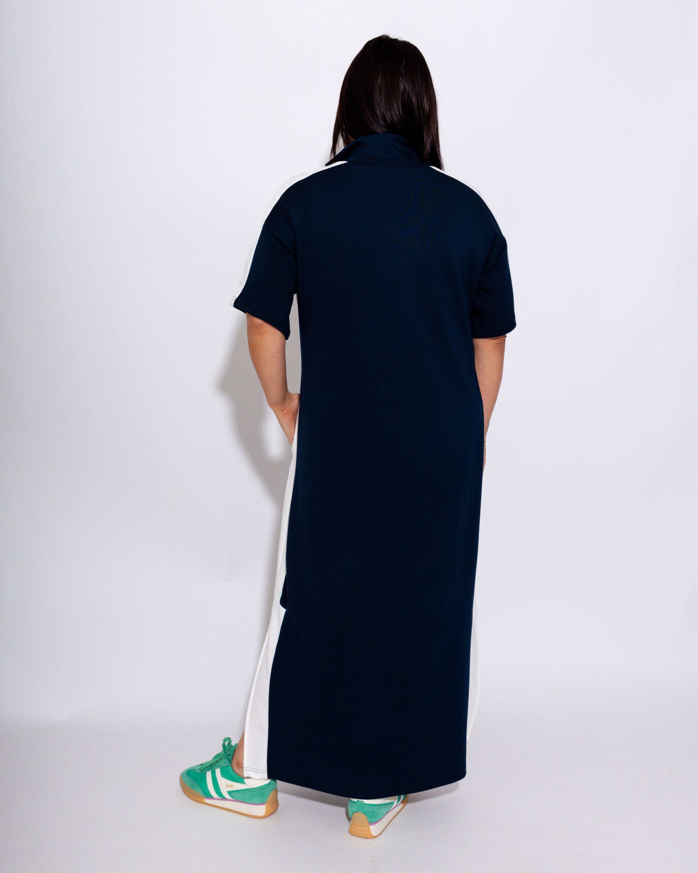 Timeless Contrast Trim Maxi Dress