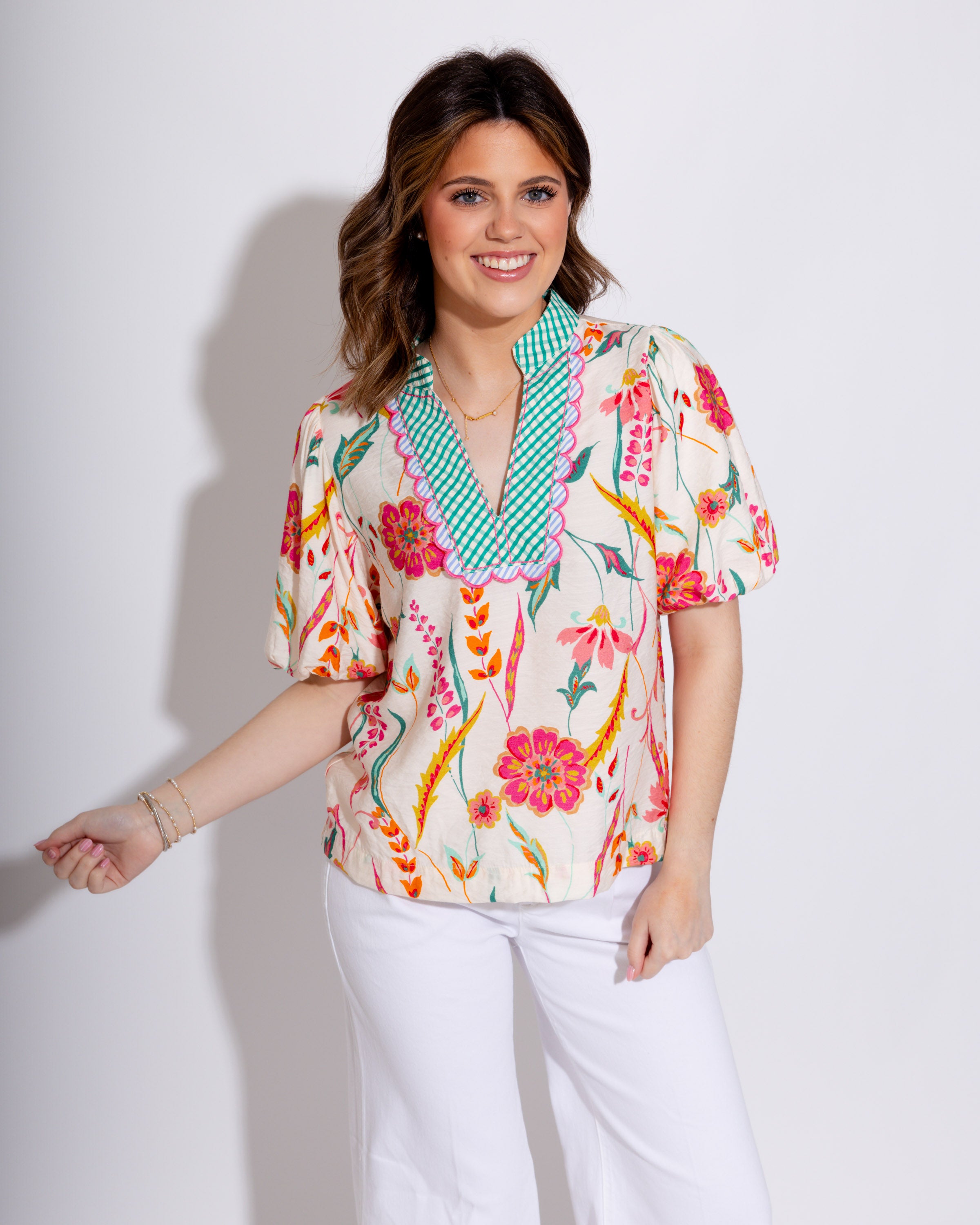 Refined Floral Contrast Trim Blouse
