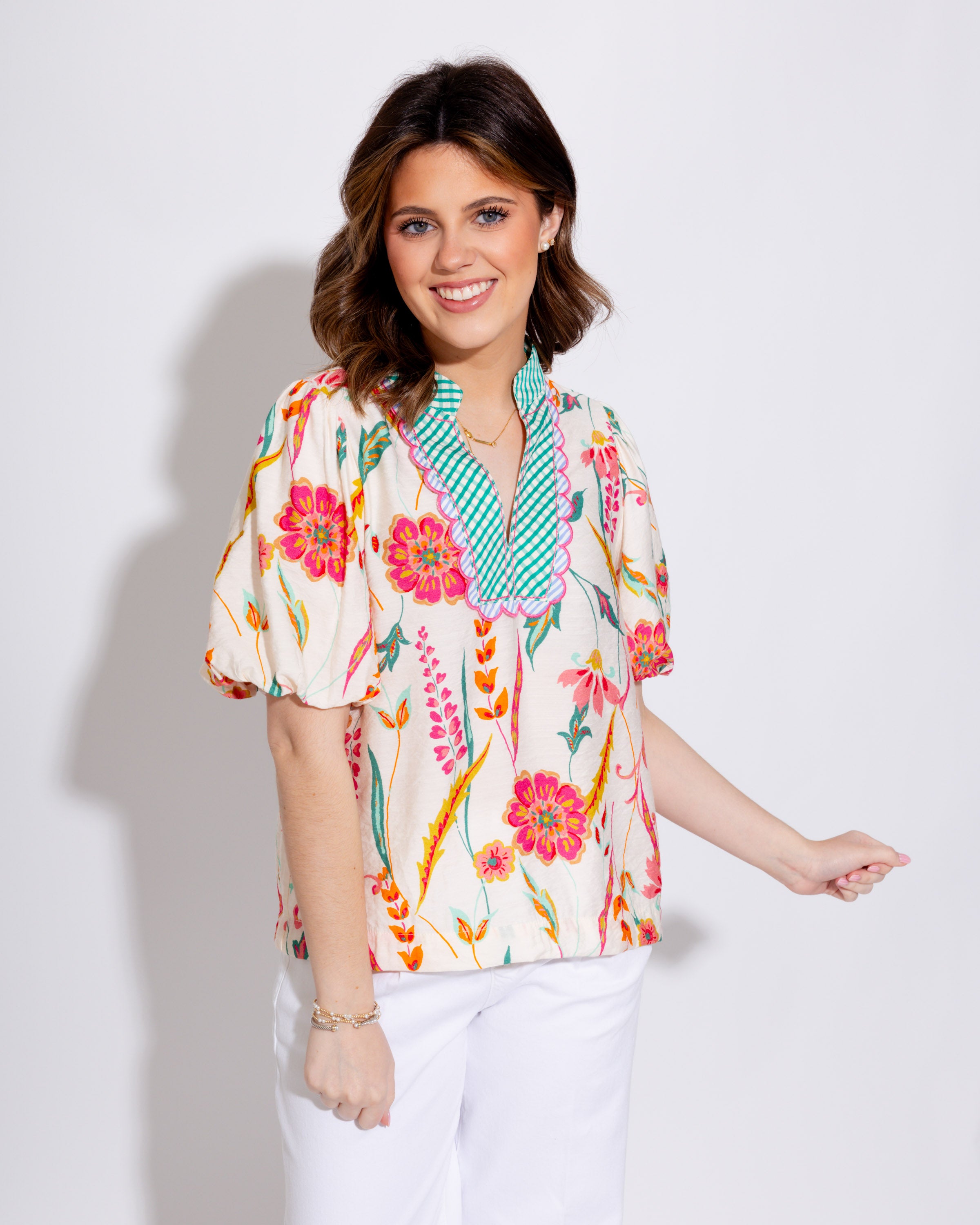 Refined Floral Contrast Trim Blouse