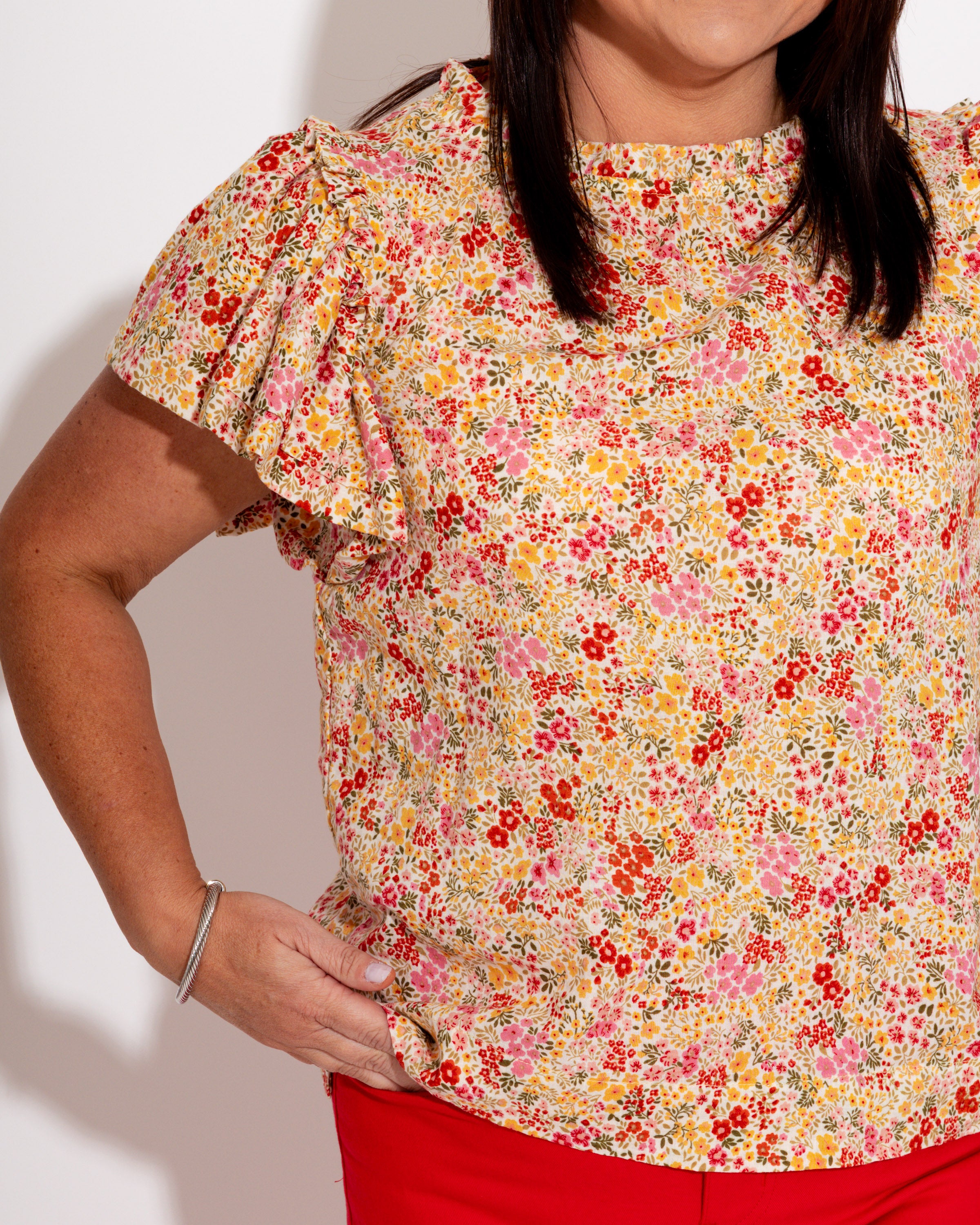 Ivy Jane | Ditsy Flounce Sleeve Top