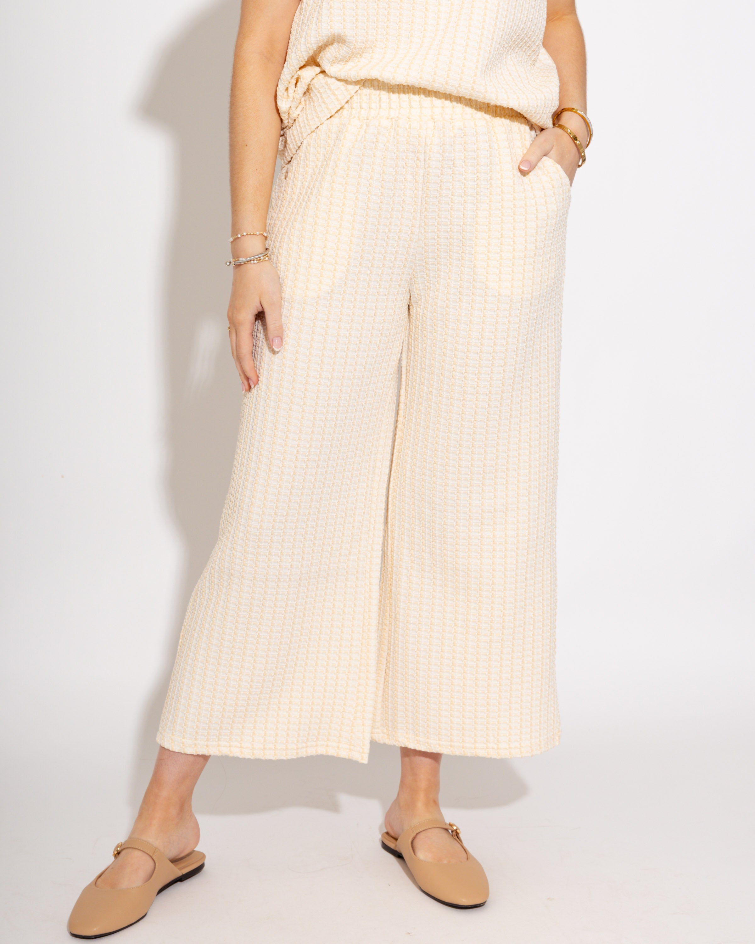Comfort Chic Textured Set in Cream