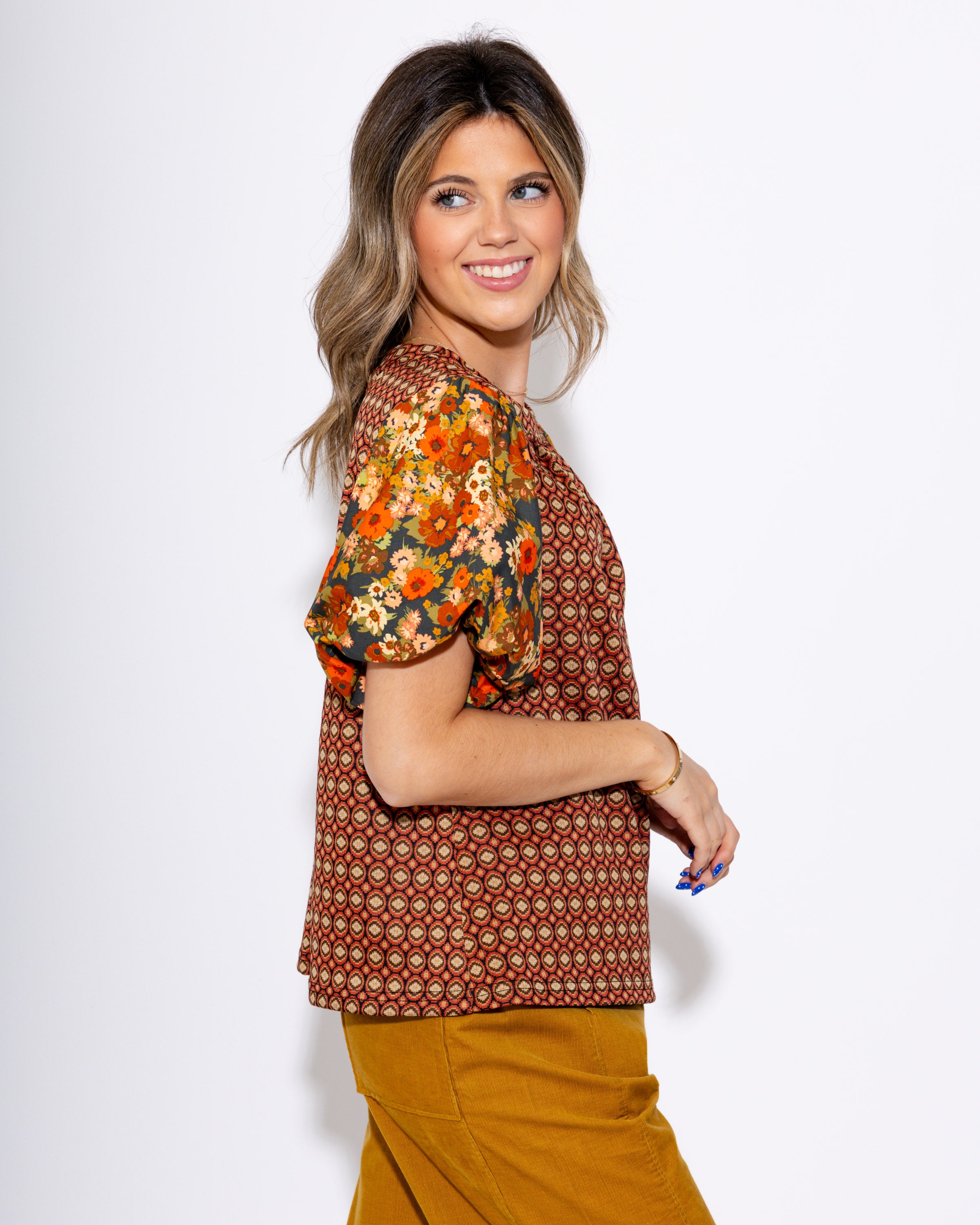 Ivy Jane | Floral Flair Puff Sleeve Top