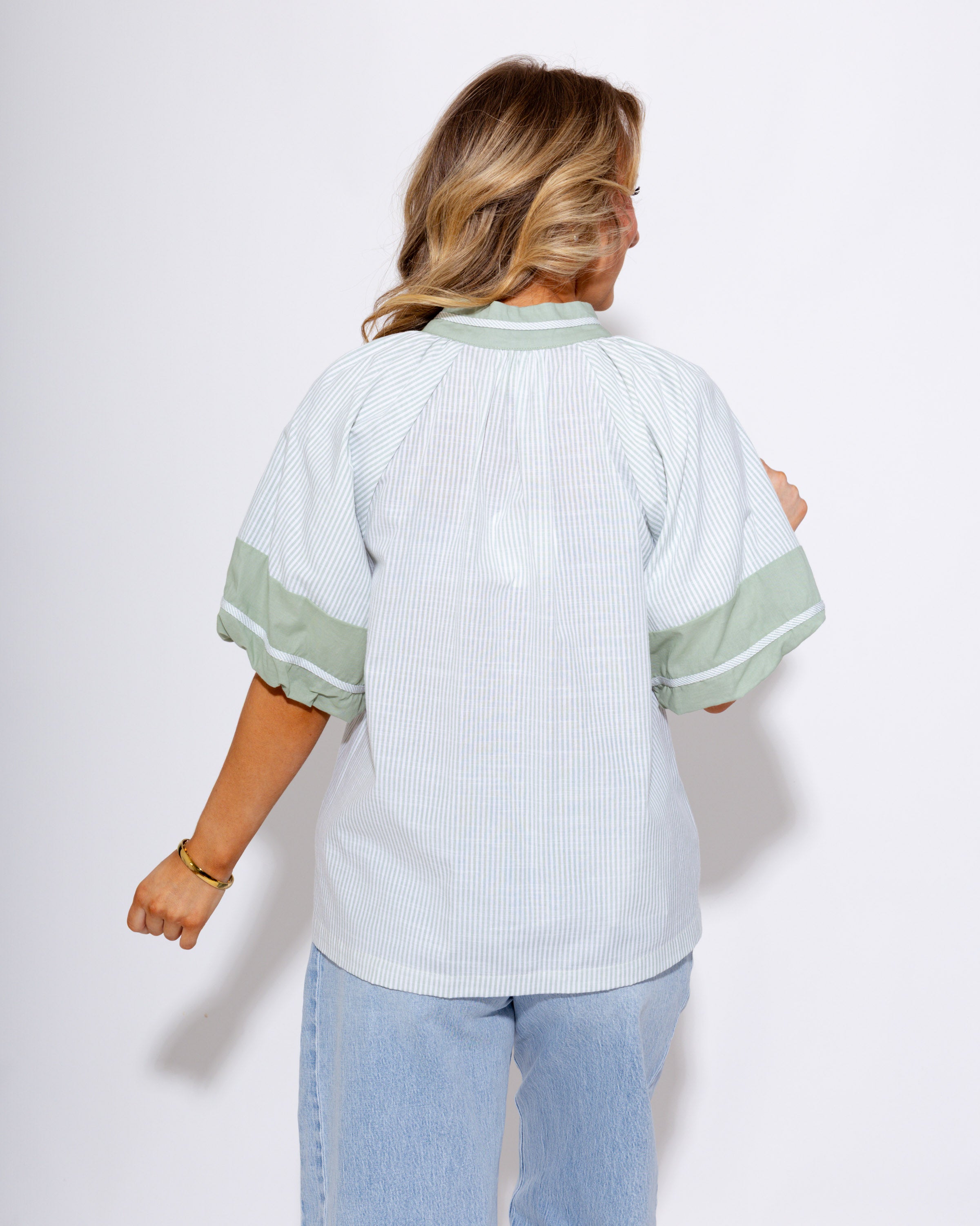 Bubble Sleeve Stripe V-Neck Top in Sage