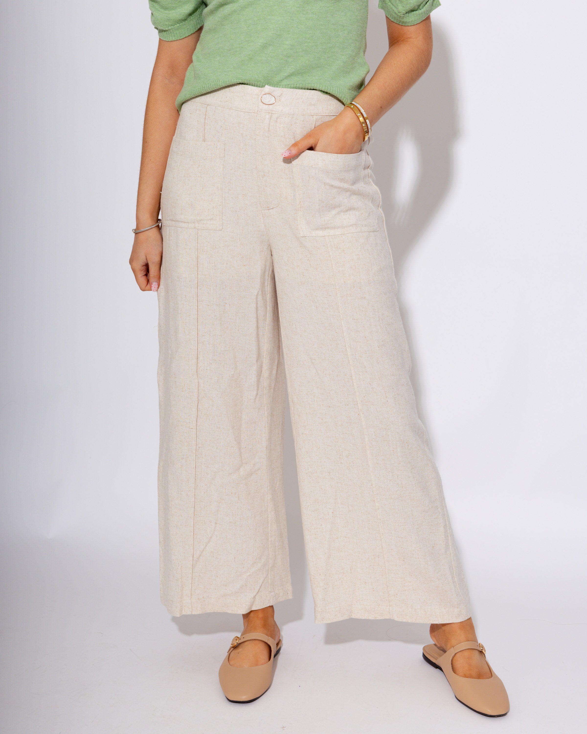 Lightweight Front Pocket Woven Pants in Oatmeal