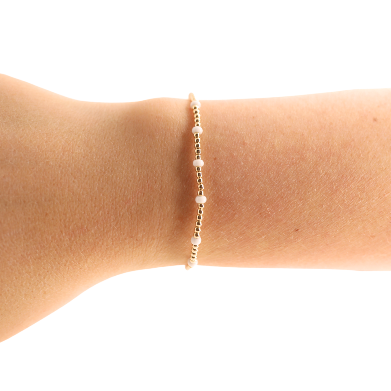 White Dainty Poppi Bracelet