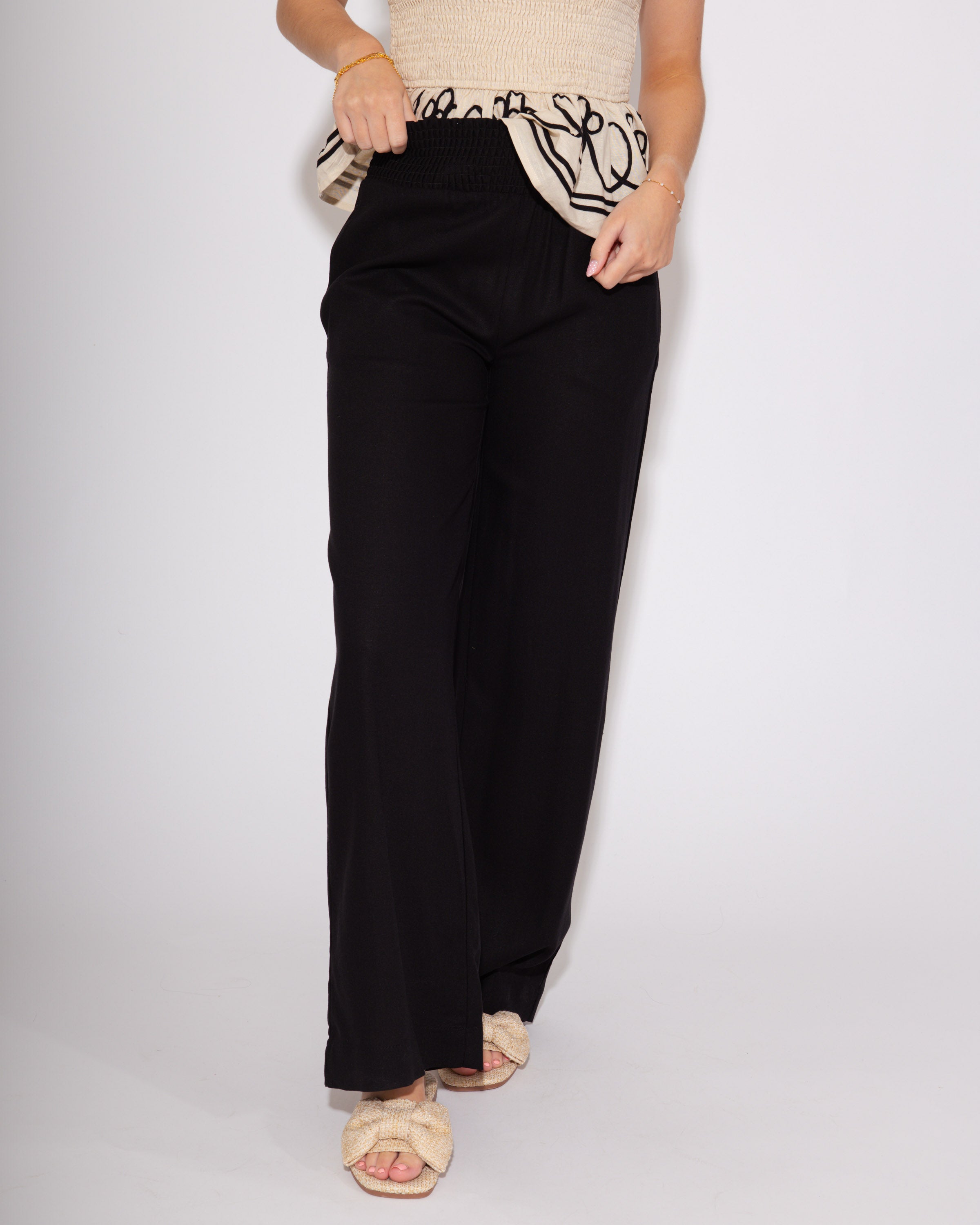 Breeze Fit Shirred Linen Pants in Black