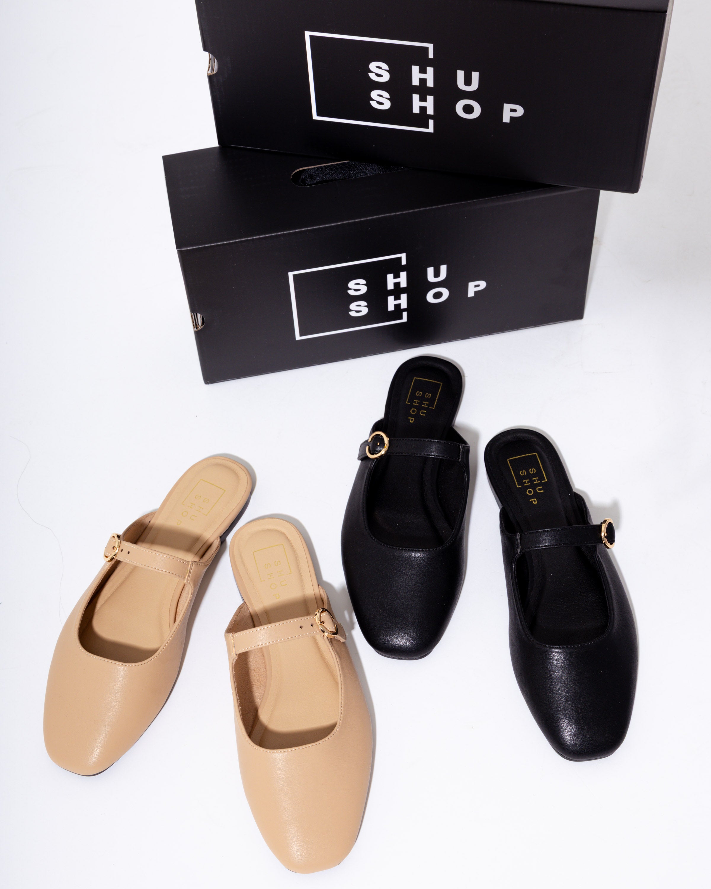 Aidy Slip-on Flats in Black