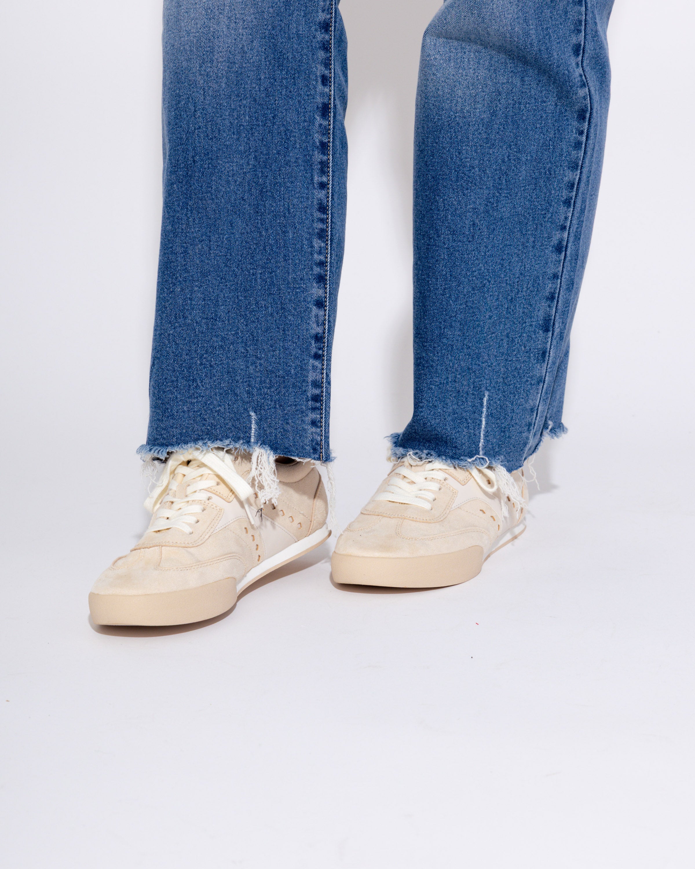 Raven Sneaker in Beige