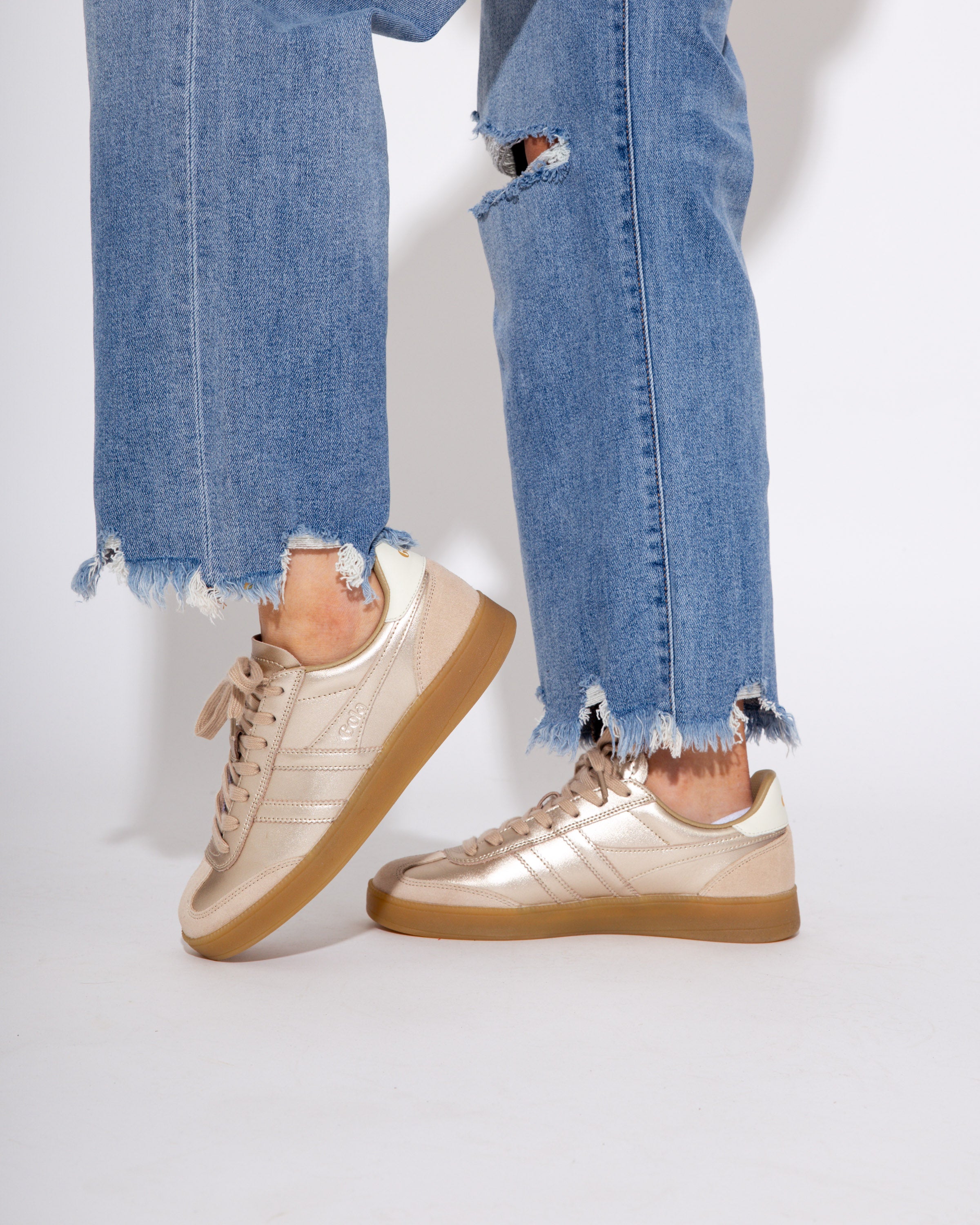 Gola Viper Metallic in Gold/Gum