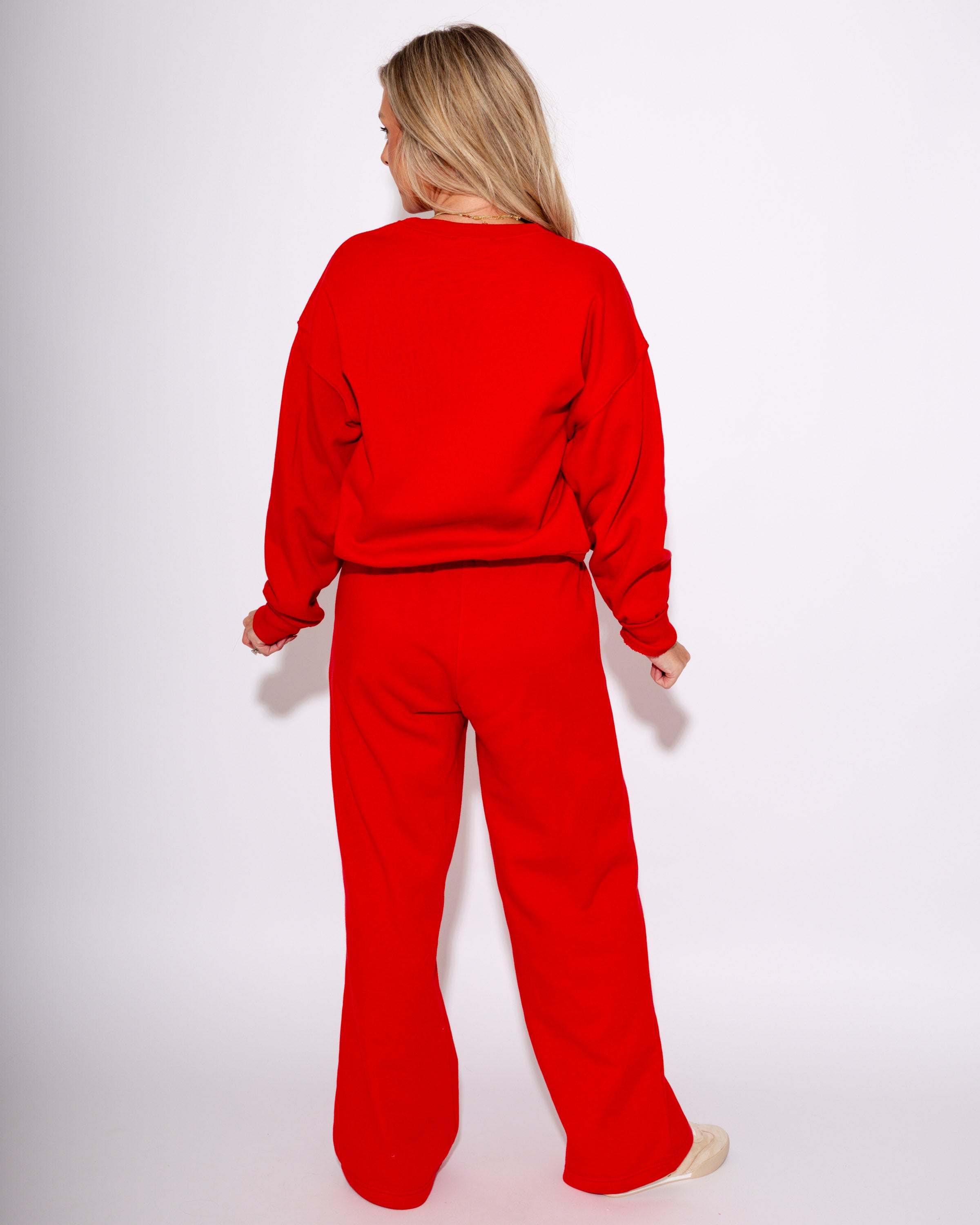 Fleece Pullover & Sweatpants Set in Ruby