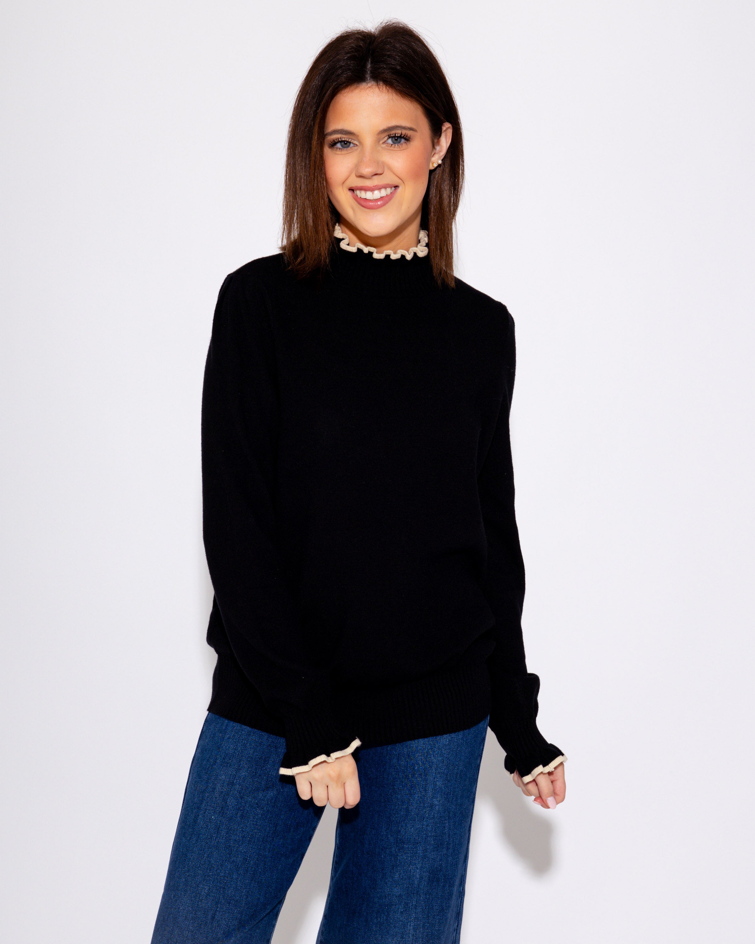 Contrast Ruffle Trim Knit Pullover