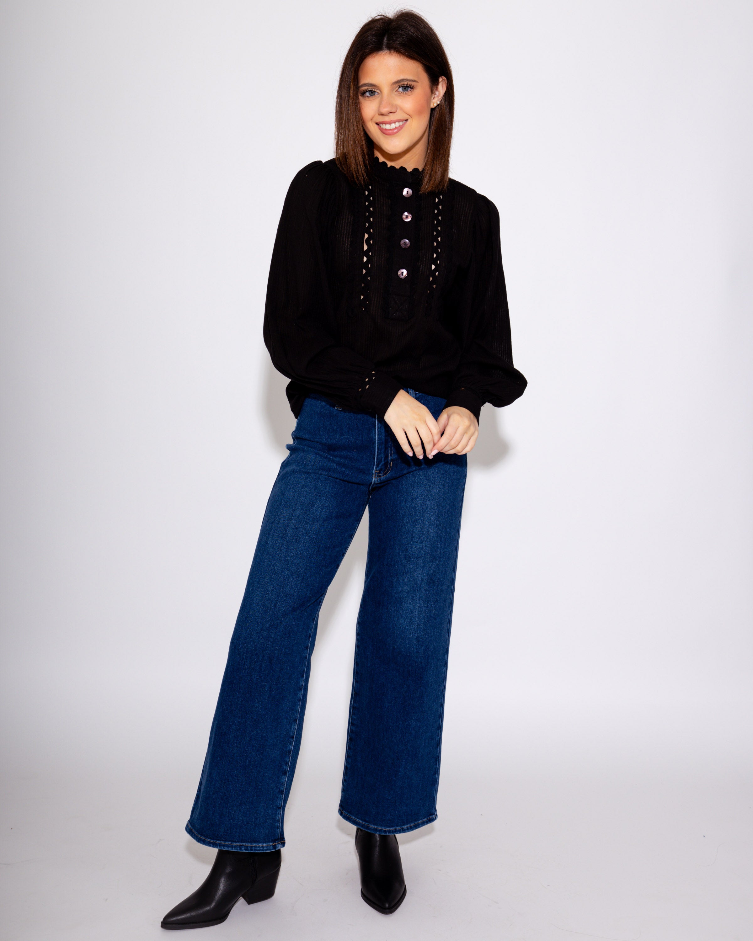 Ivy Jane | Ric Rac Trim Top