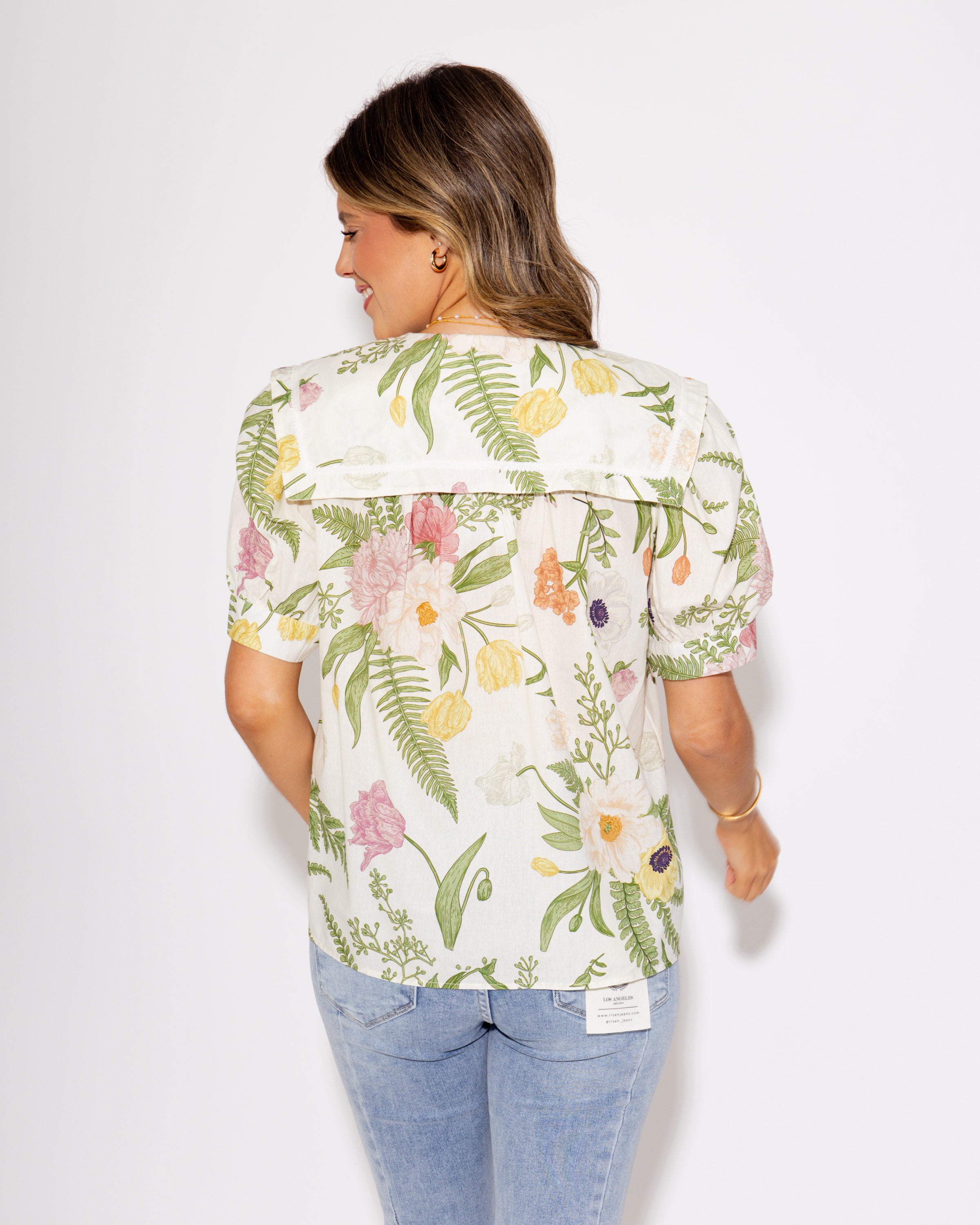 Cream Floral Charm Button Up Sailor Collar Top