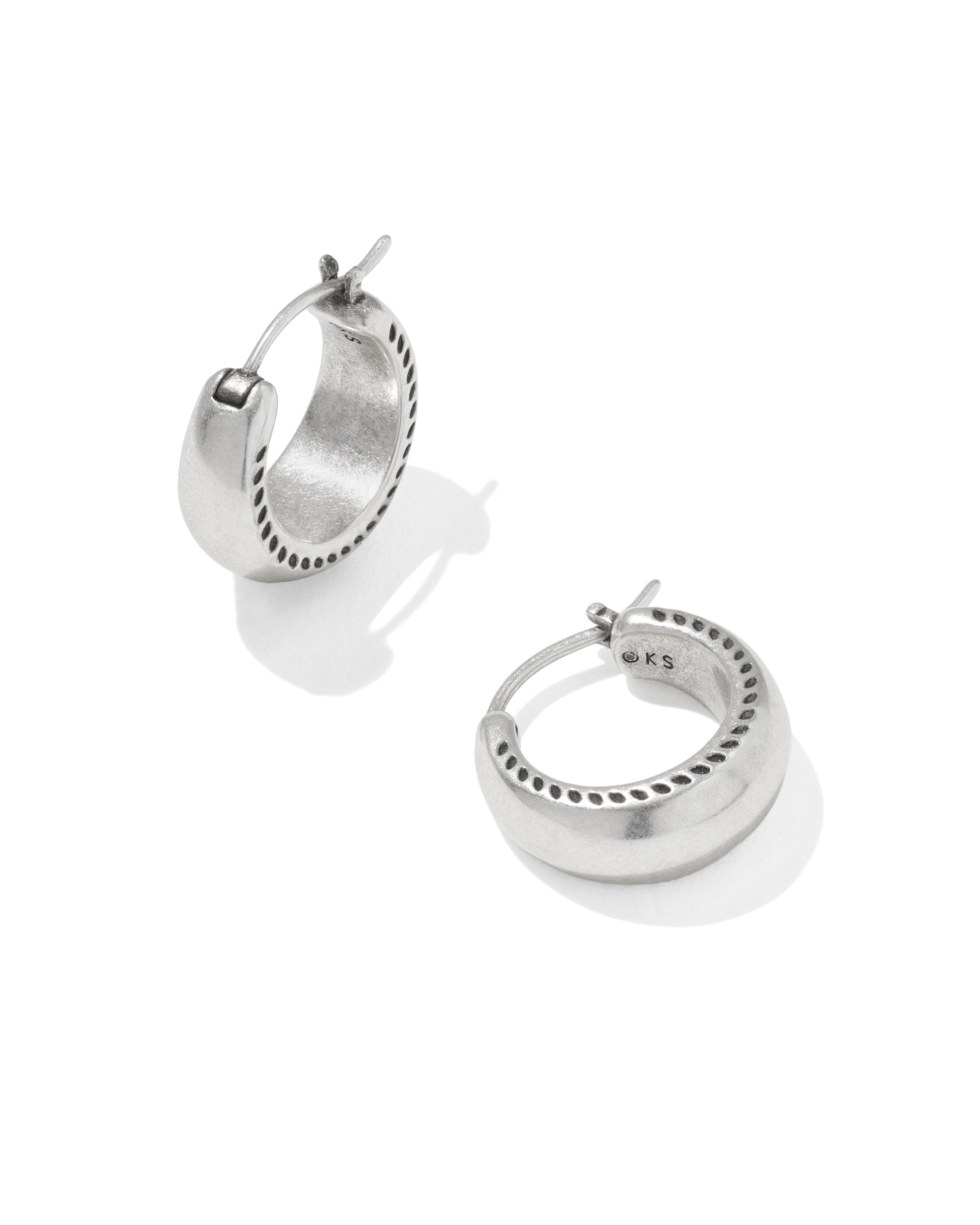 Gabriella Set Huggie Vintage Earring in Silver Metal