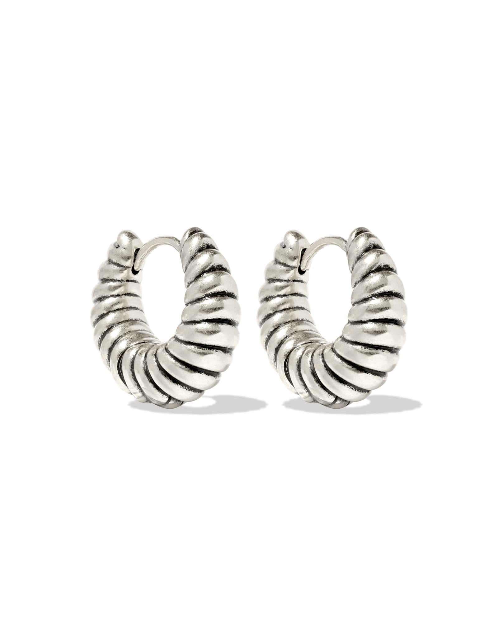Sandy Huggie Earring in Vintage Silver