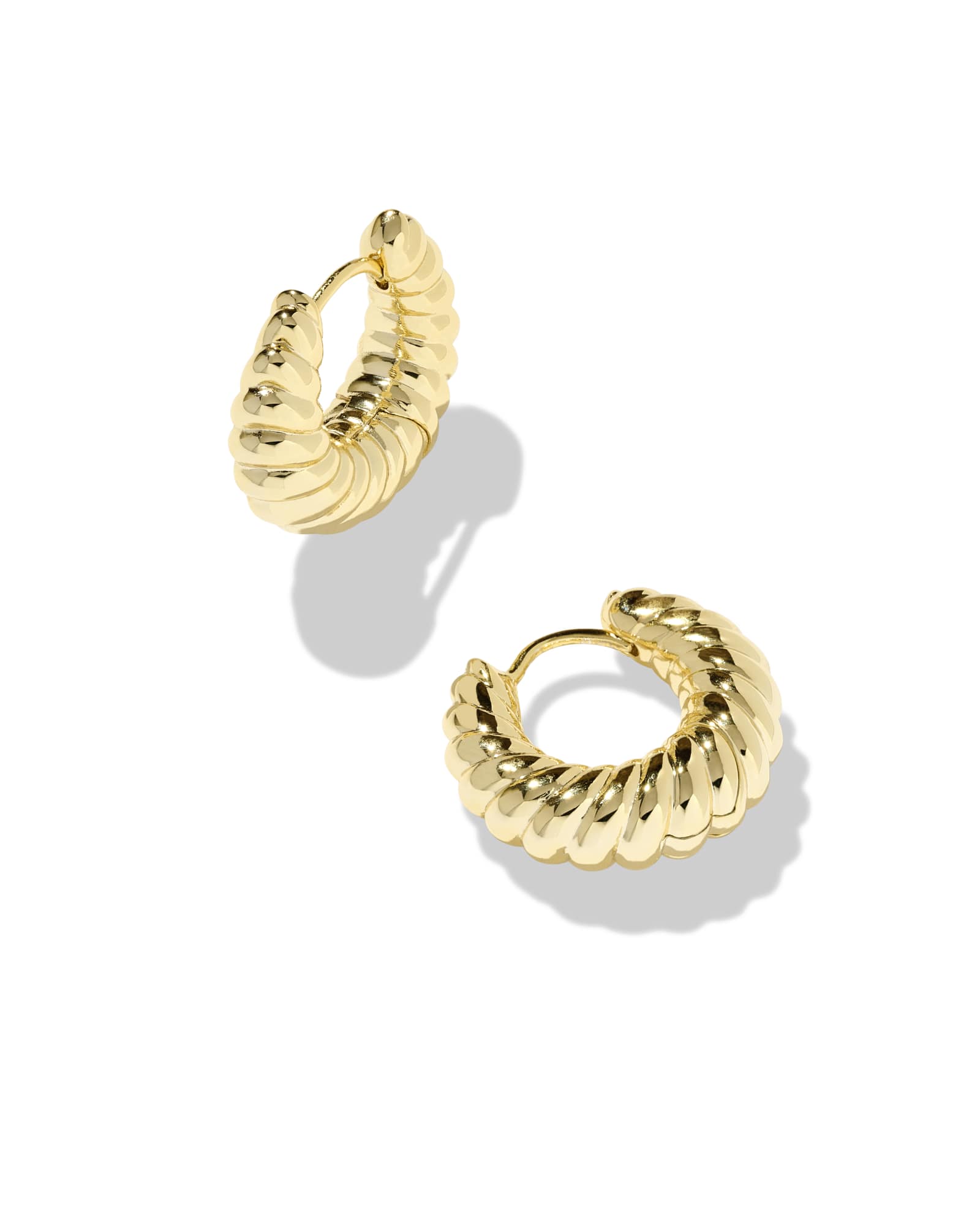 Sandy Huggie Earring in Gold