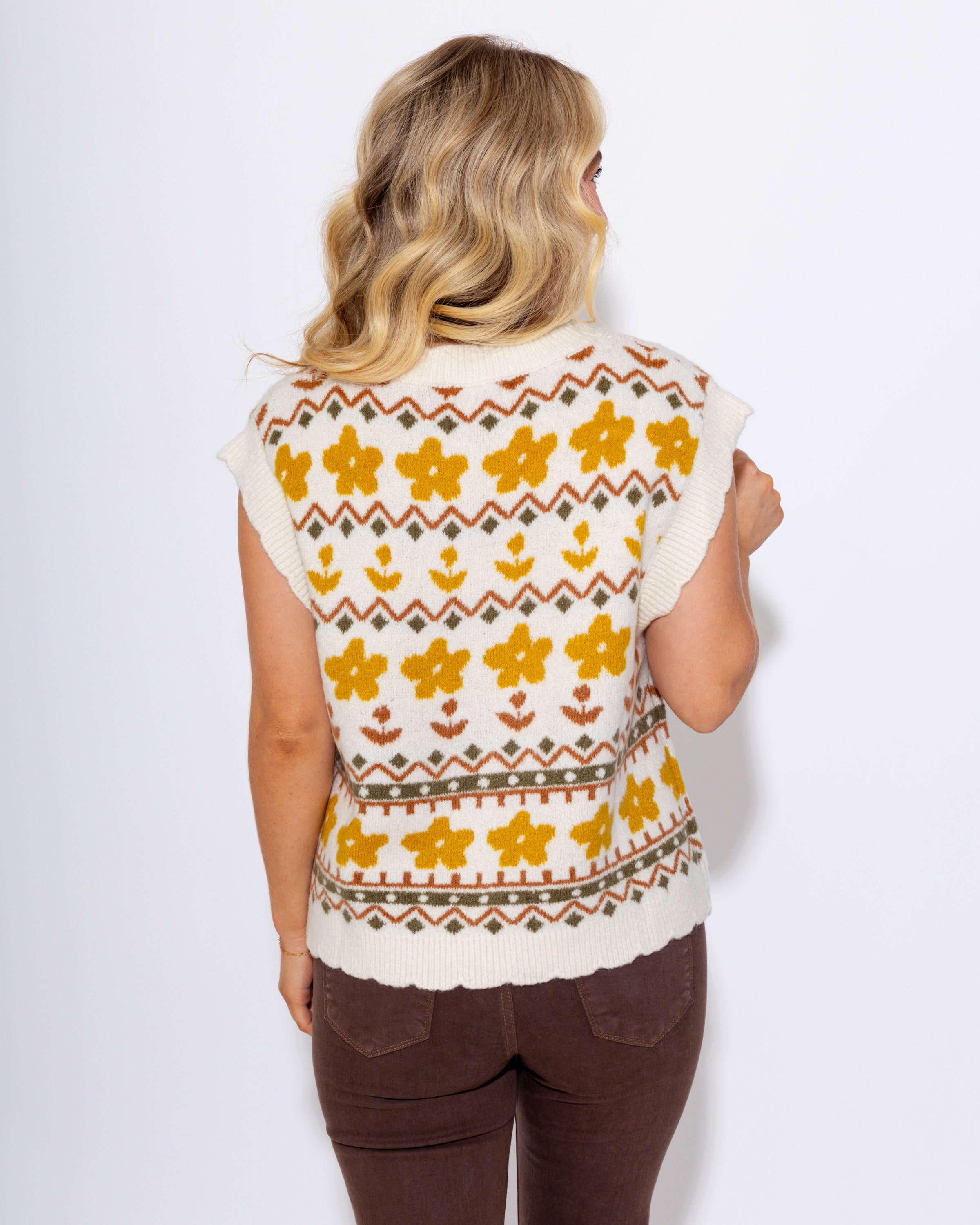 Retro Floral Knit Sweater Vest