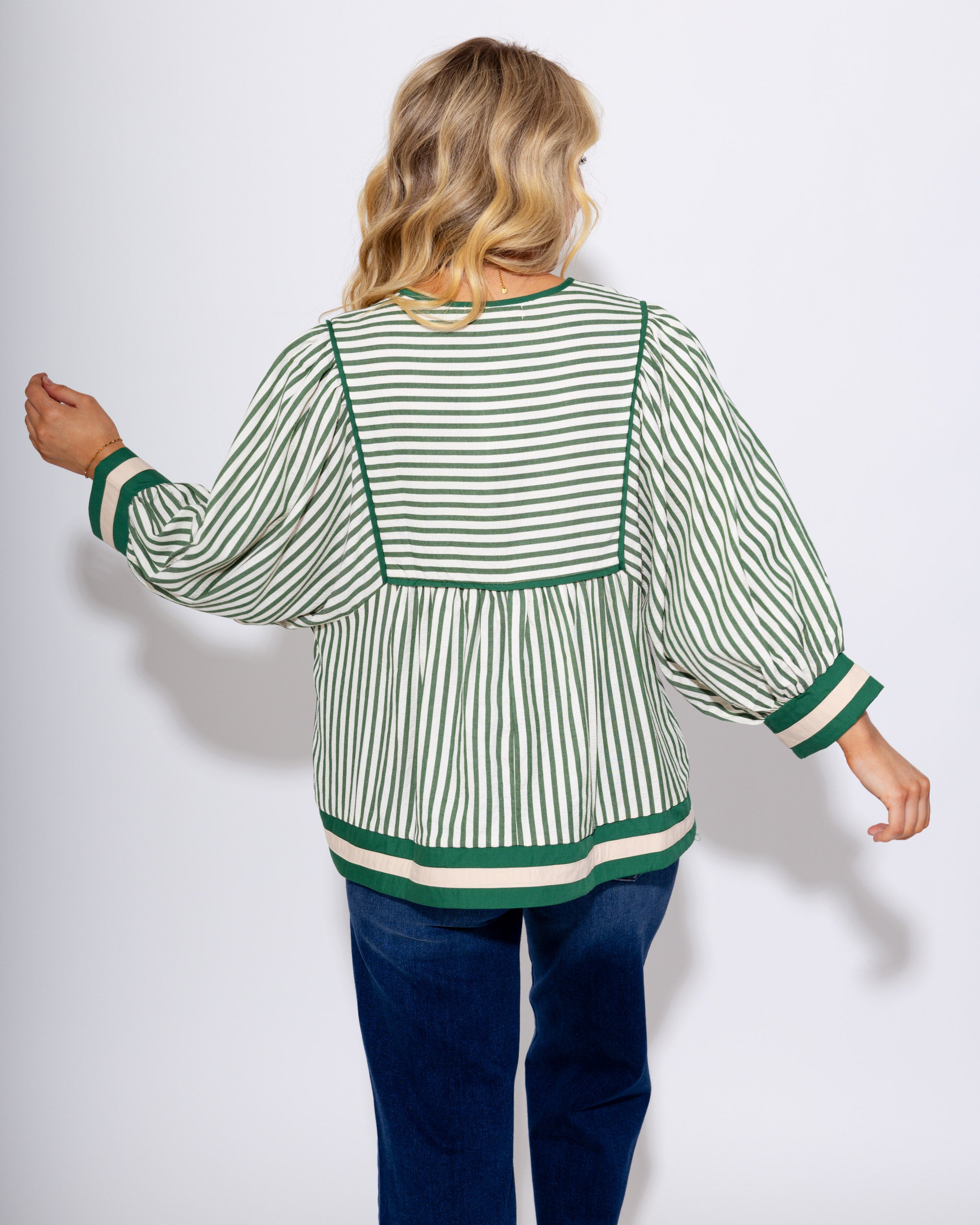 The Stripe Play Popover Top