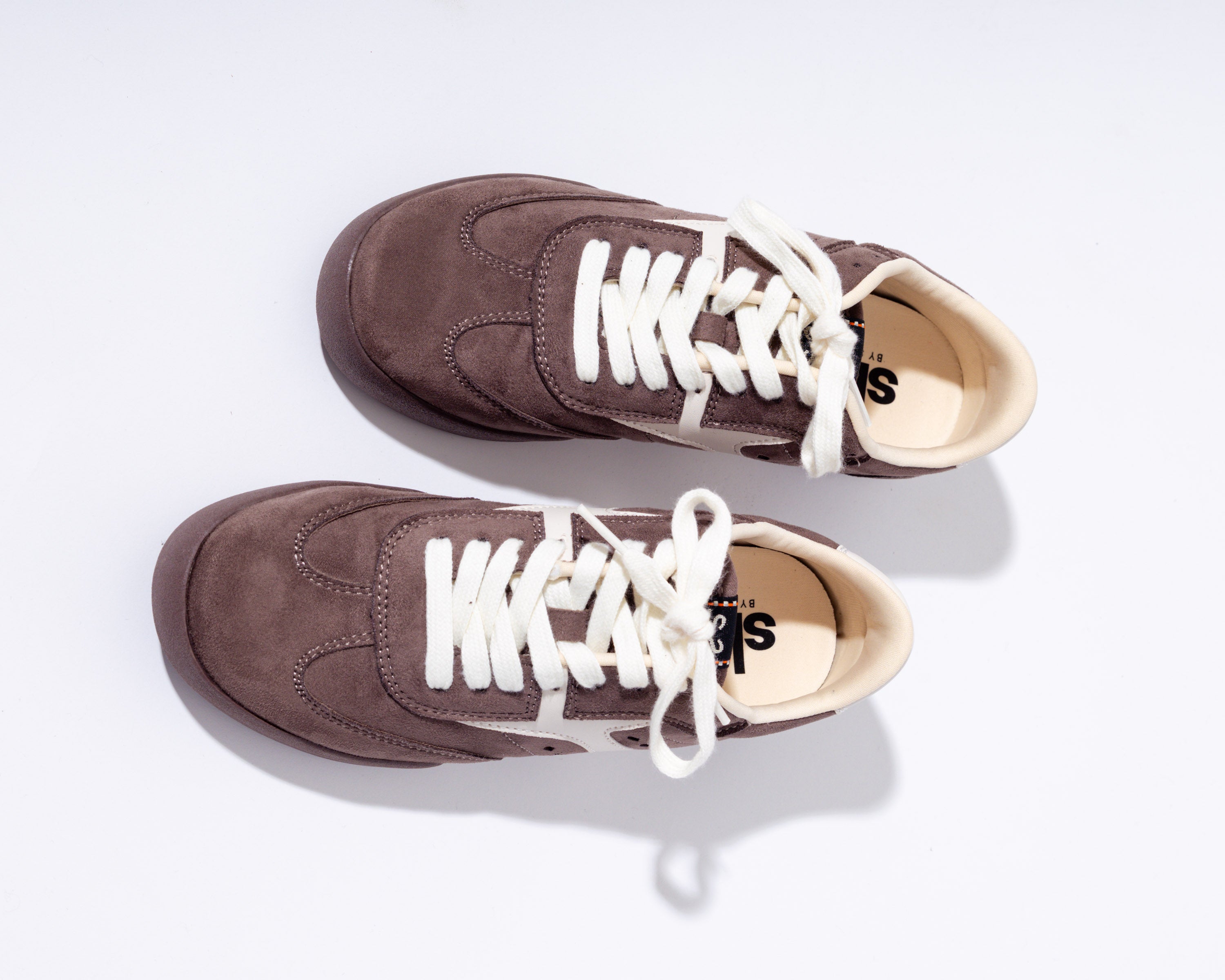Raven Sneaker in Taupe