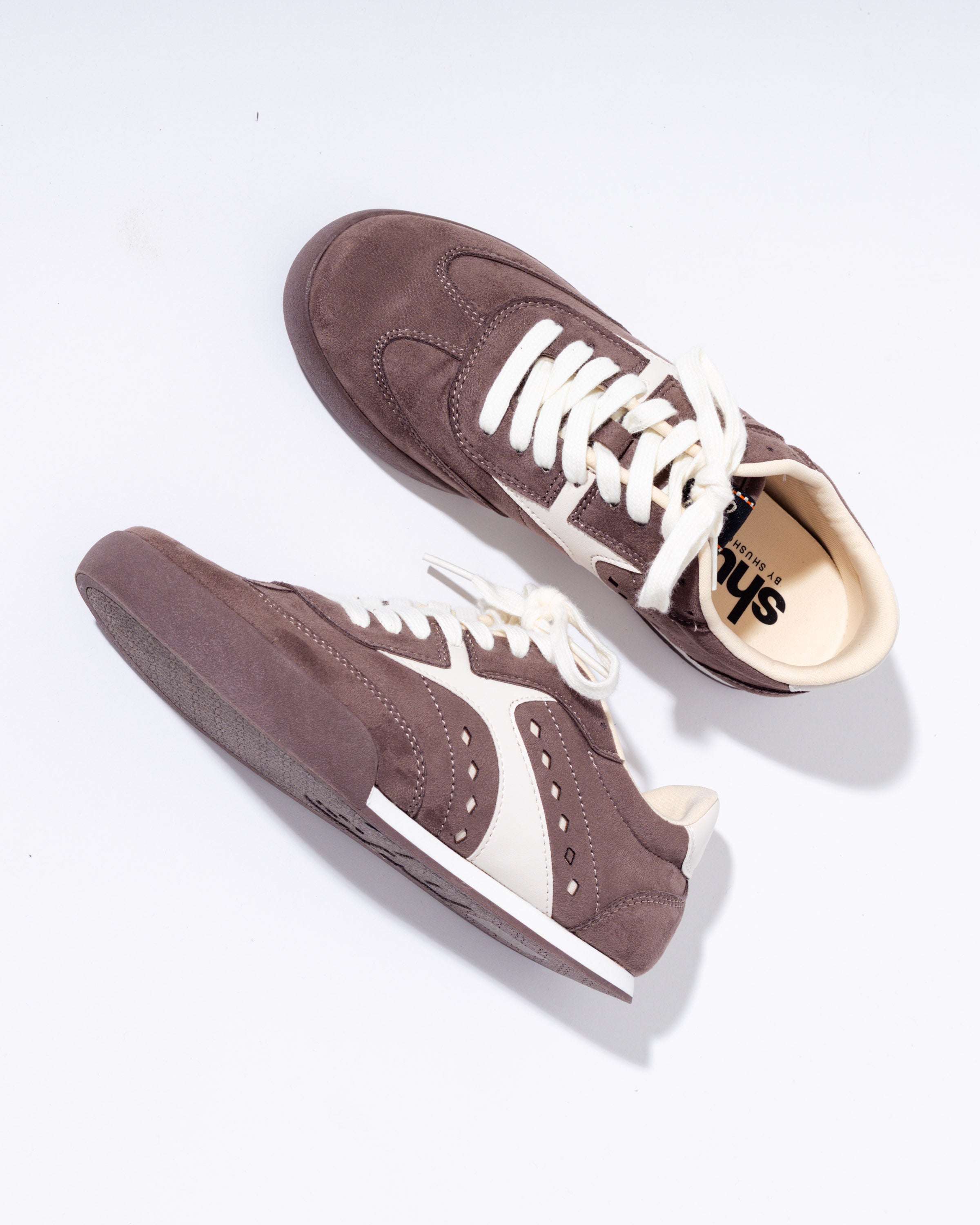 Raven Sneaker in Taupe