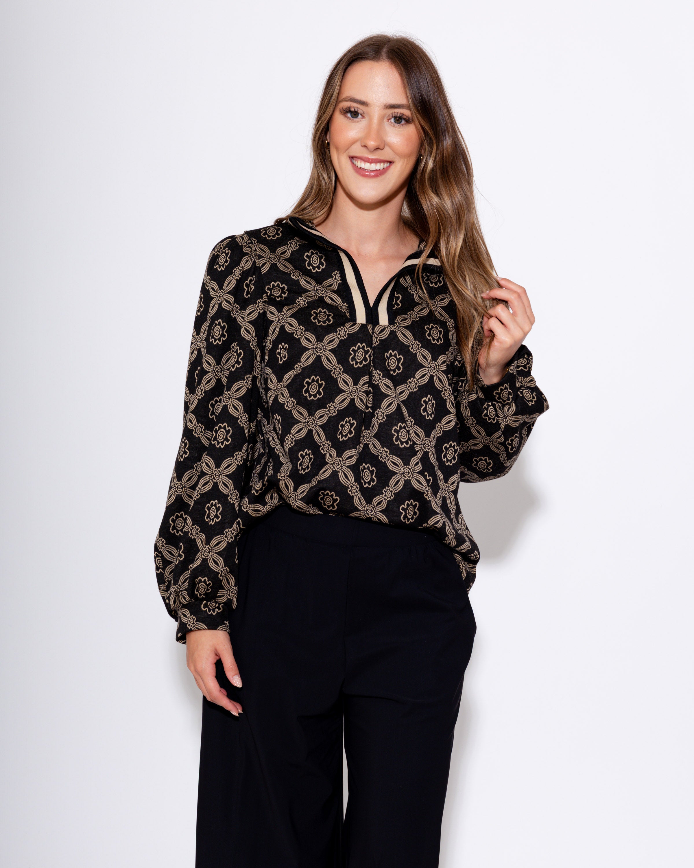 Noir Muse Abstract Top