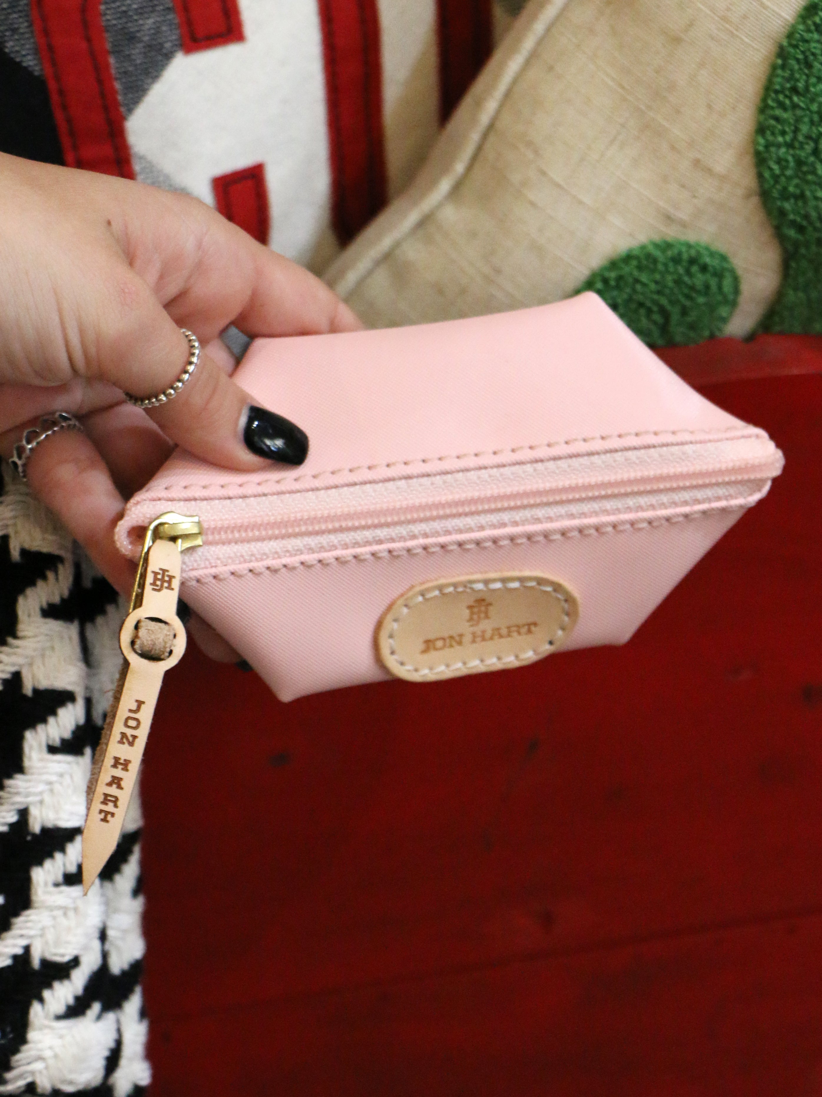 Pod Pouch in Rose
