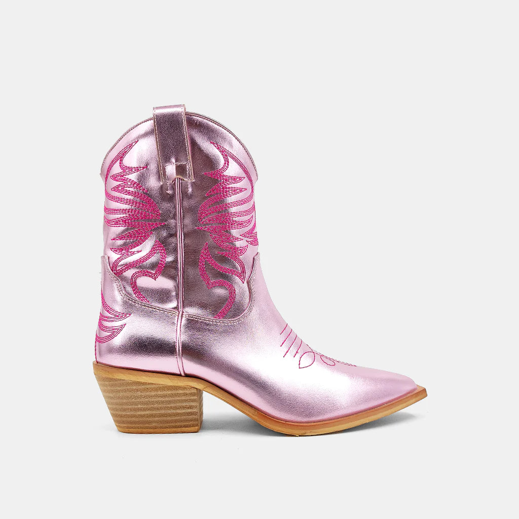 Zen Boot in Pink
