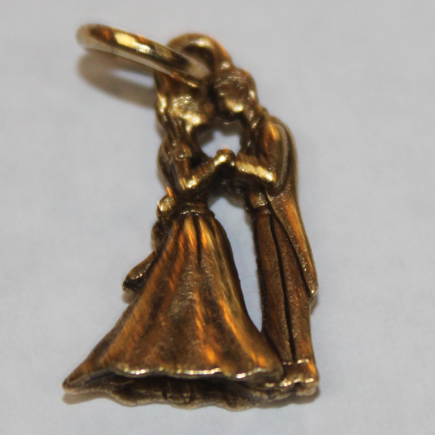 Coupe Dancing Charm - Gold