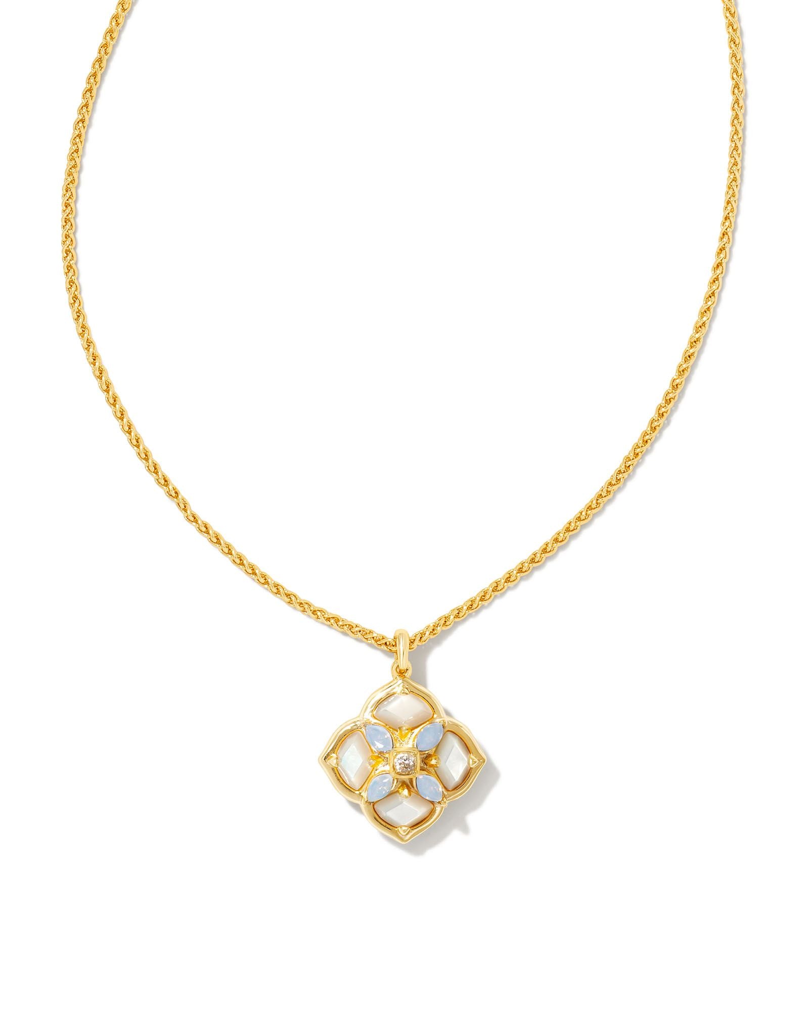Dira Stone Short Pendant Necklace in Gold Ivory Mix